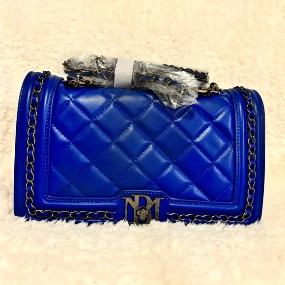 Beautiful Badgley & Mischka Quilted Blue Chain Shoulder Bag MSRP $99 - Picture 2 of 7